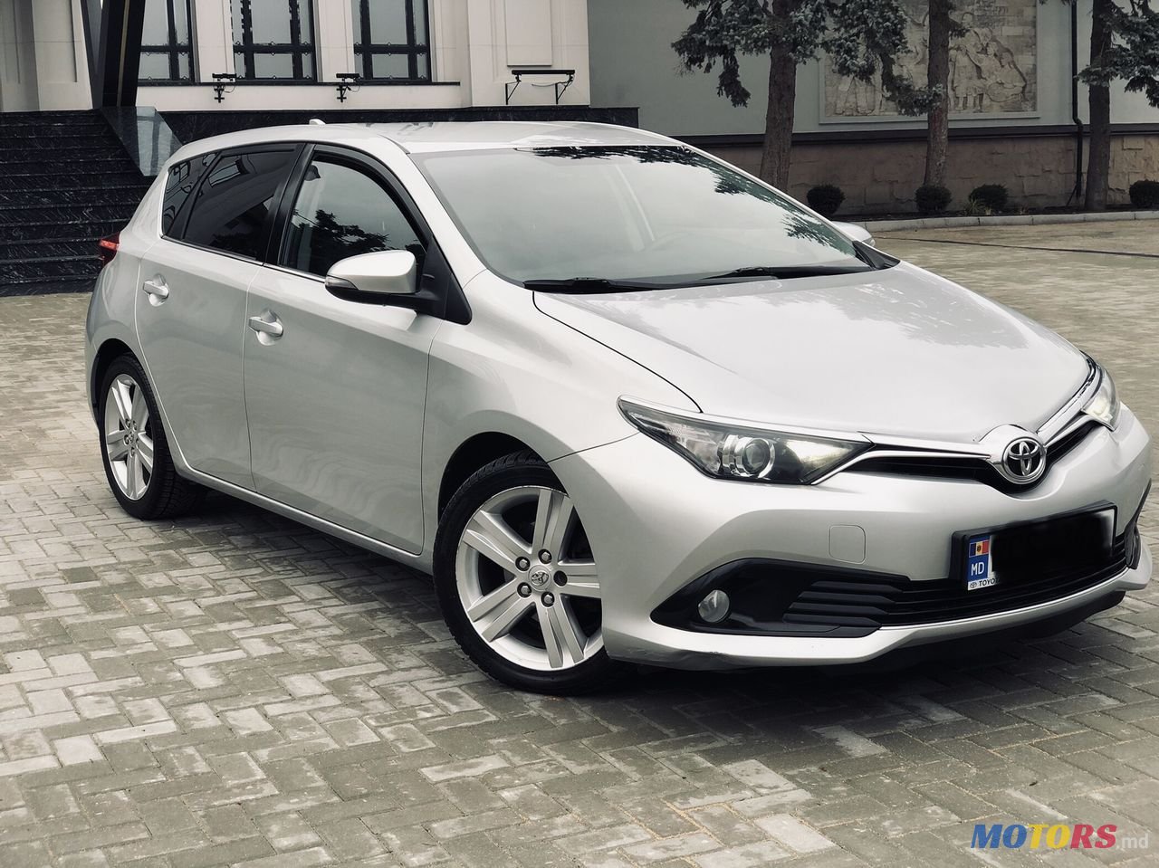 2016' Toyota Auris photo #2