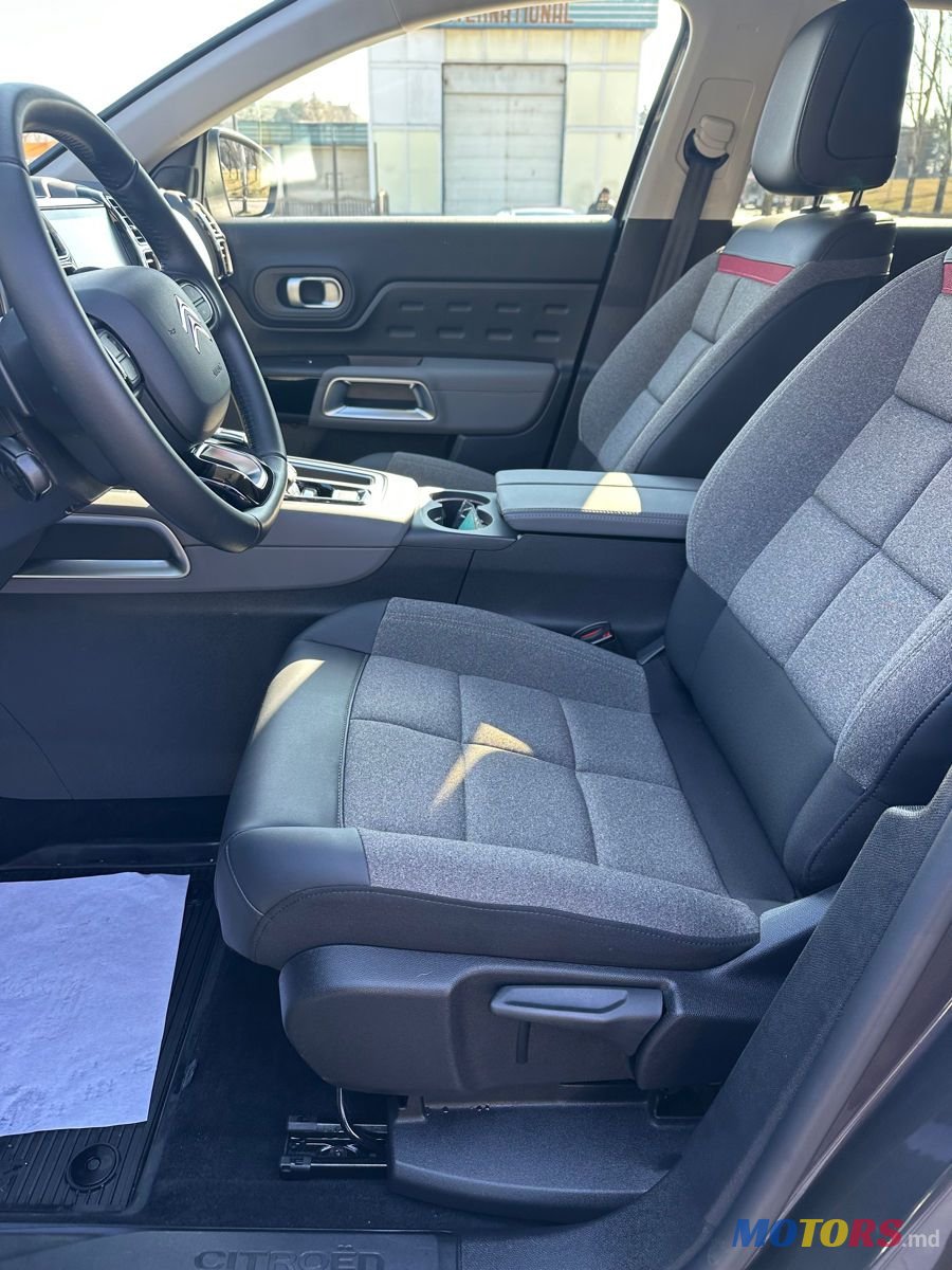 2022' Citroen C5 Aircross photo #5
