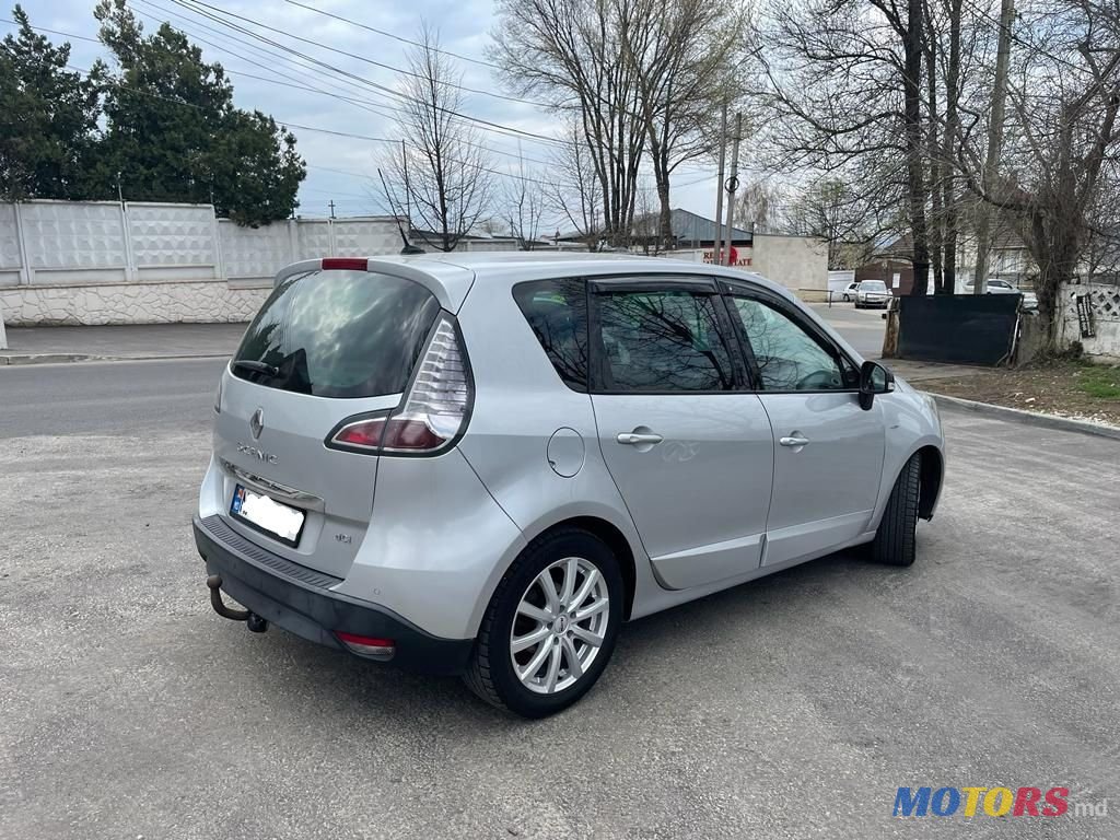 2012' Renault Scenic photo #4