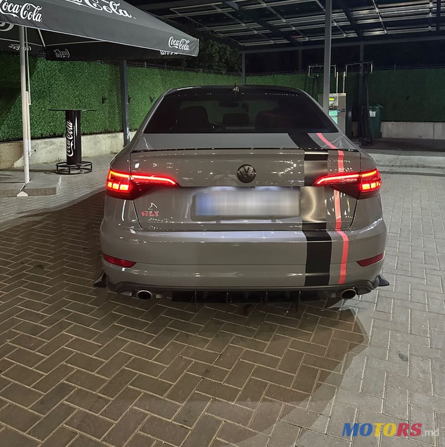 2019' Volkswagen Jetta photo #2