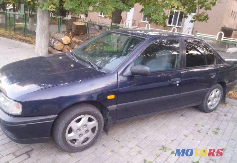 1990' Nissan Primera photo #1