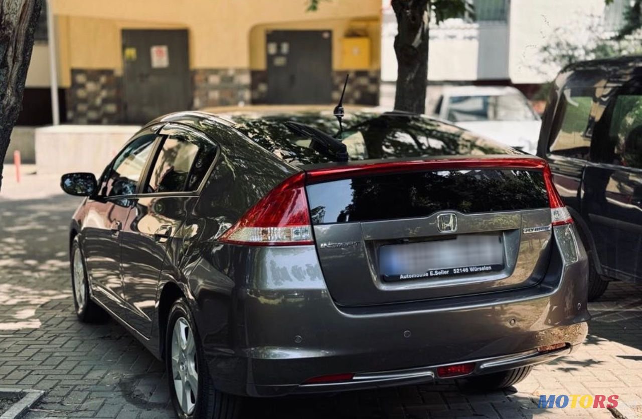 2010' Honda Insight photo #3