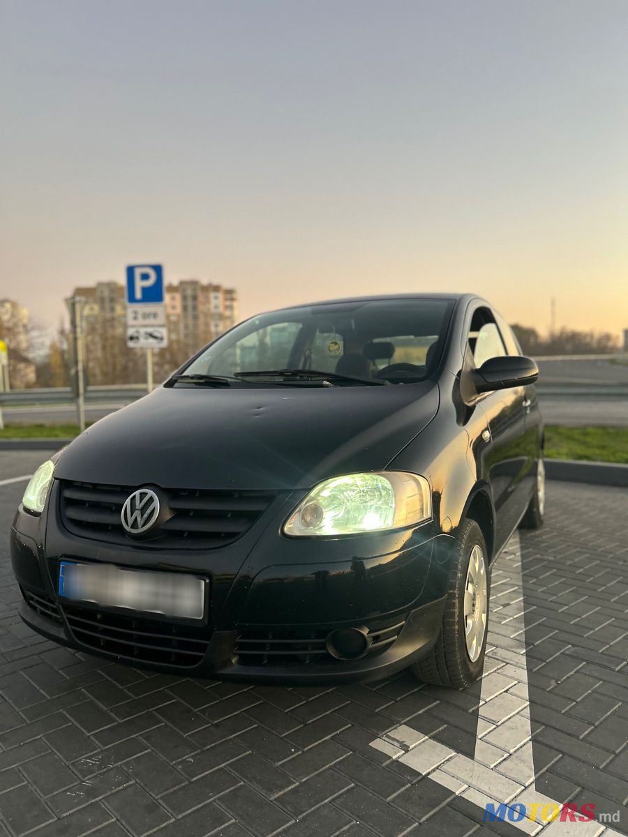 2007' Volkswagen Fox photo #4