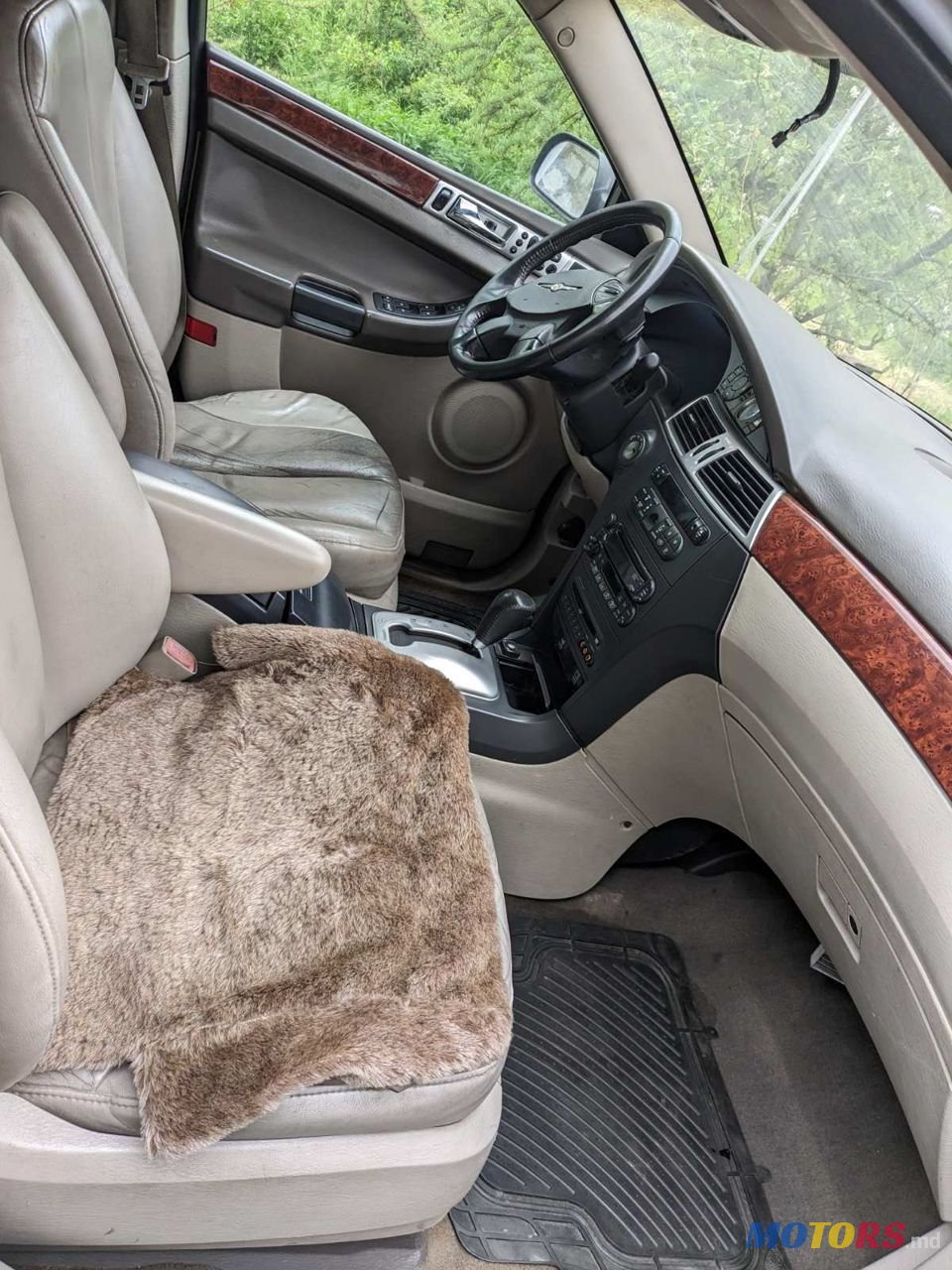 2004' Chrysler Pacifica photo #4