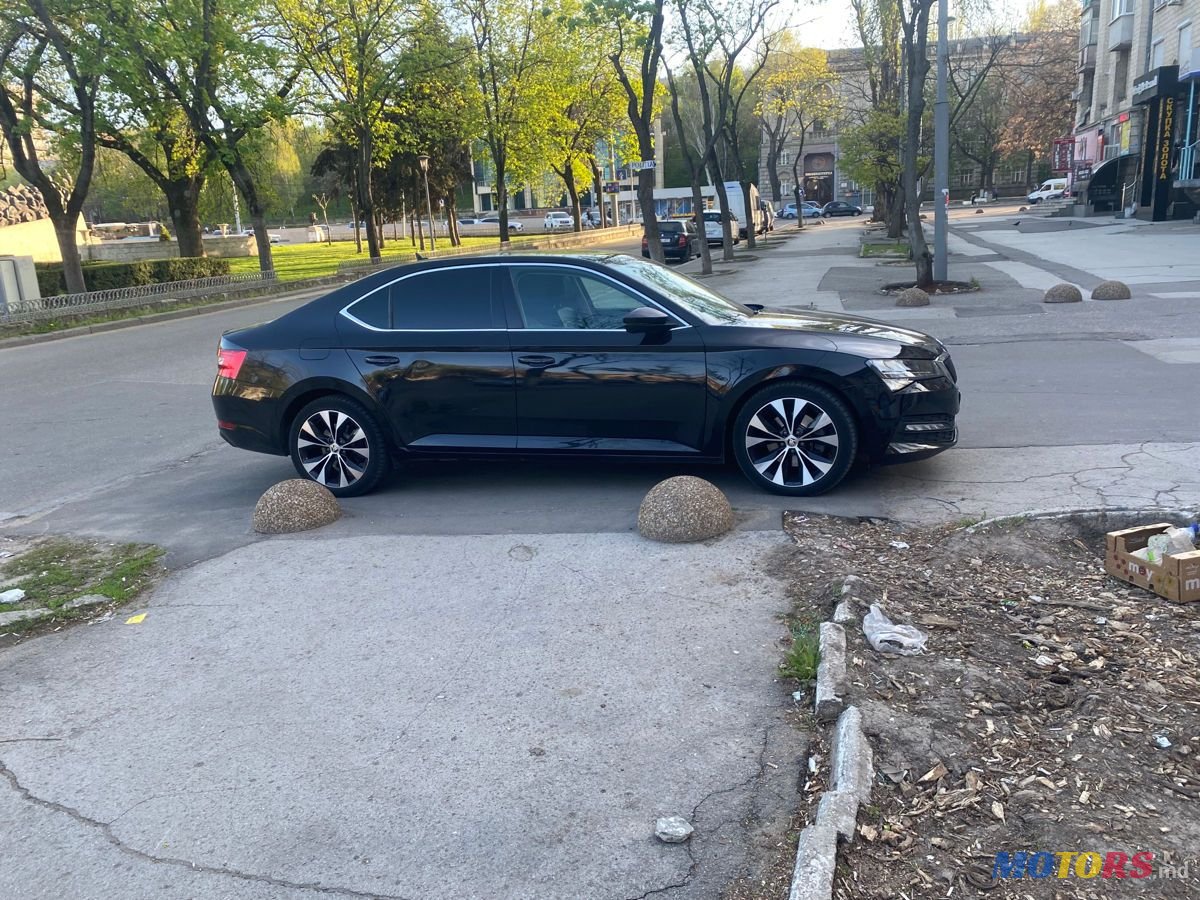 2020' Skoda Superb photo #1