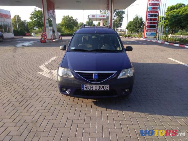 2010' Dacia Logan photo #2