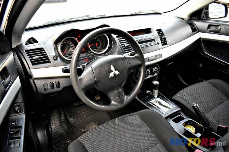2010' Mitsubishi Lancer photo #4