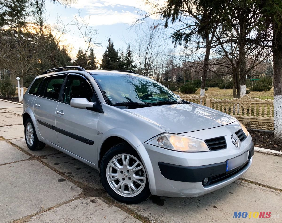 2005' Renault Megane photo #2