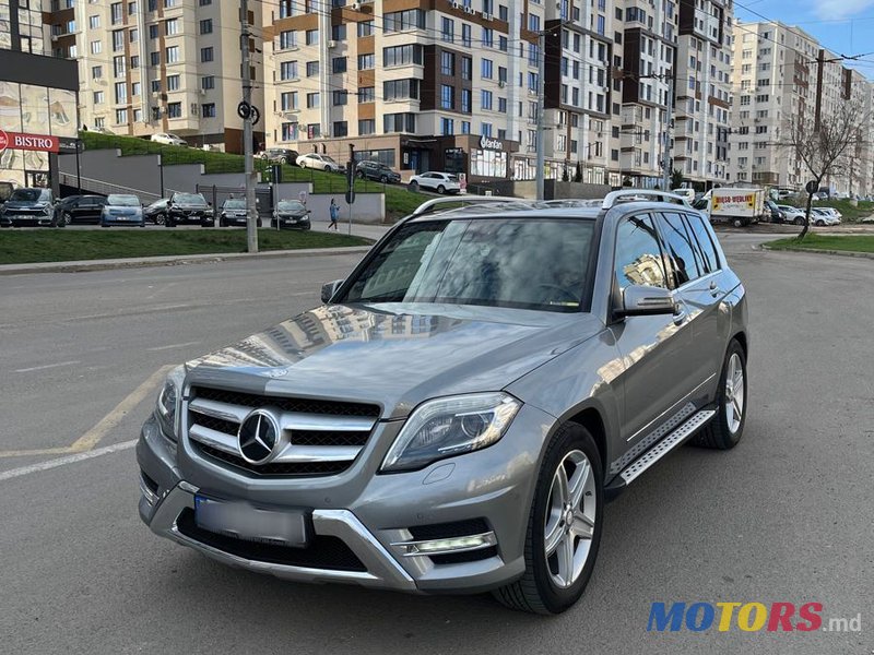 2014' Mercedes-Benz GLK-Class photo #6