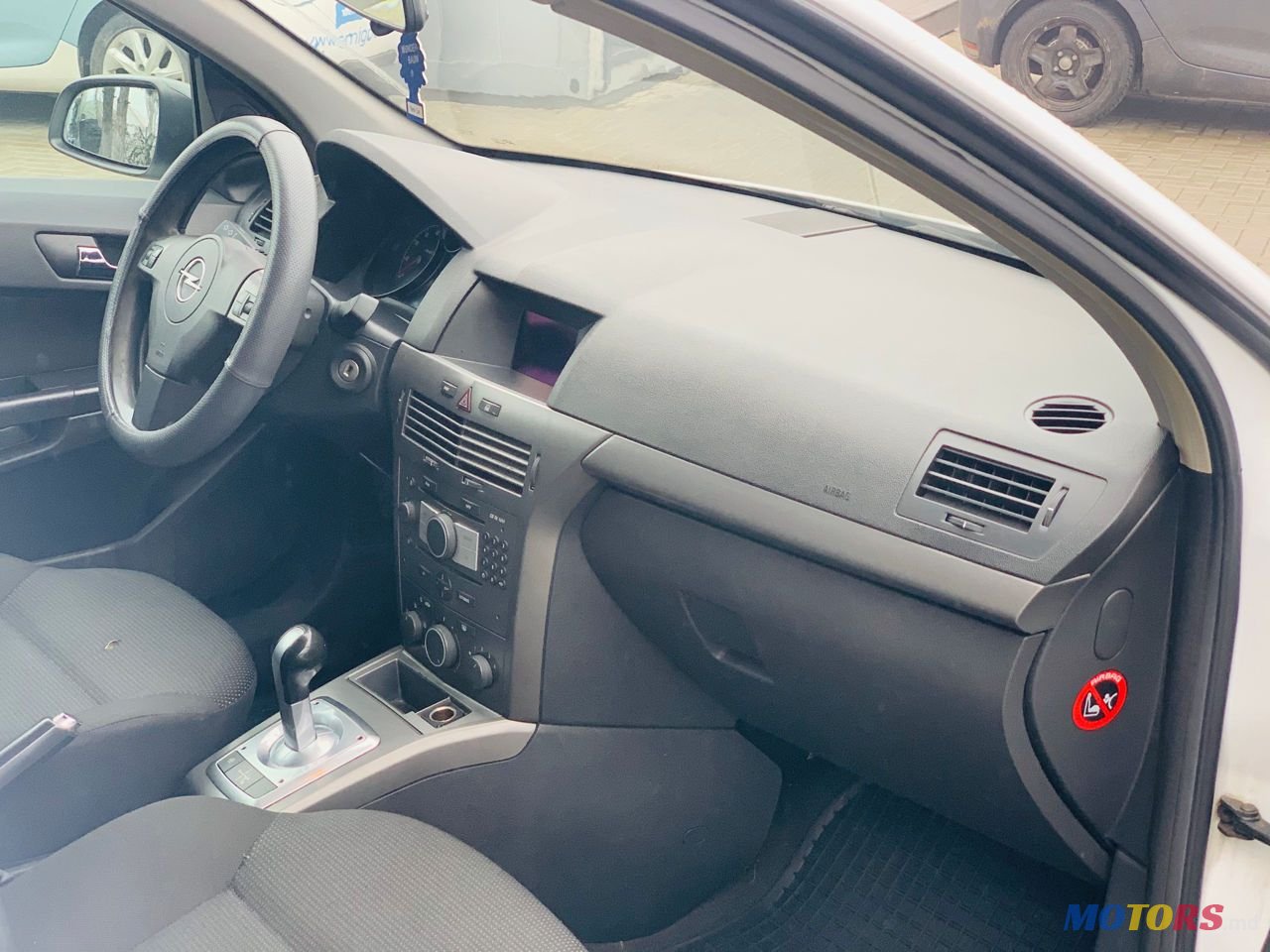 2005' Opel Astra photo #5