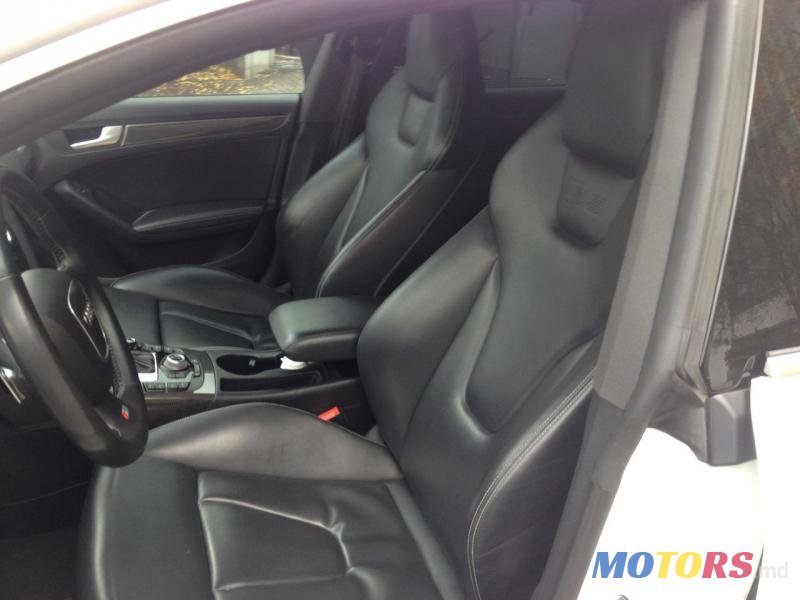 2011' Audi S5 photo #4