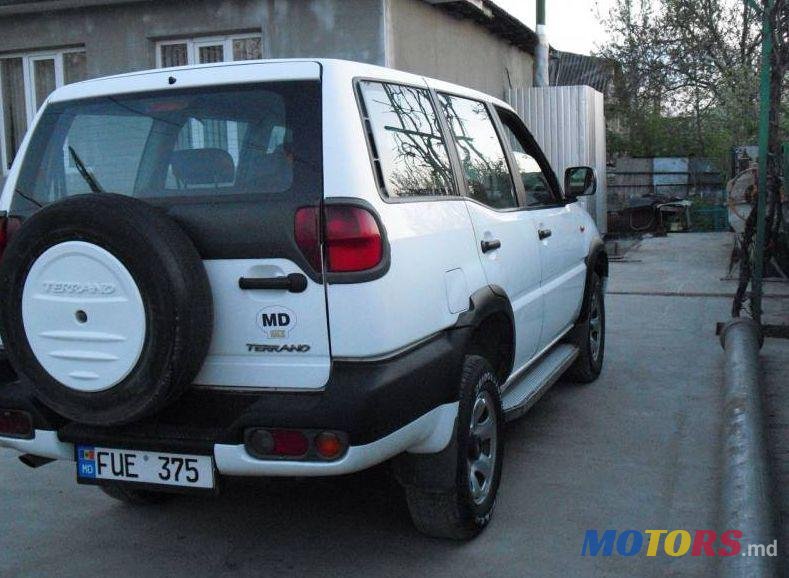 2005' Nissan Terrano photo #2