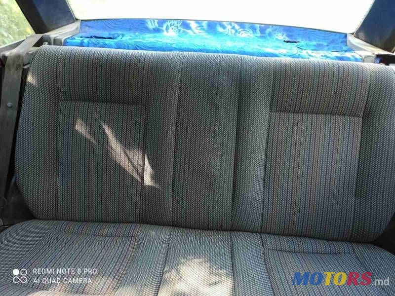 1991' Volkswagen Passat photo #5