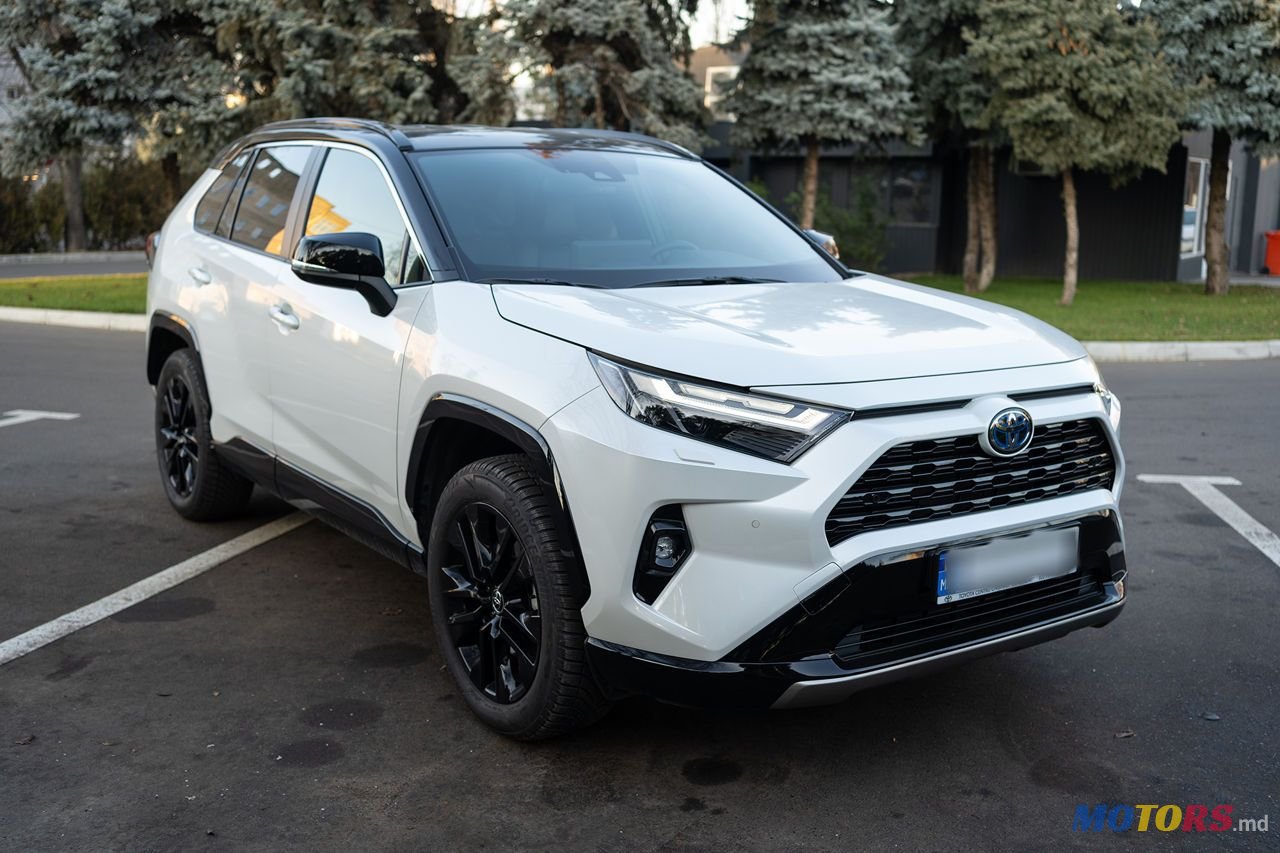 2023' Toyota RAV4 photo #1