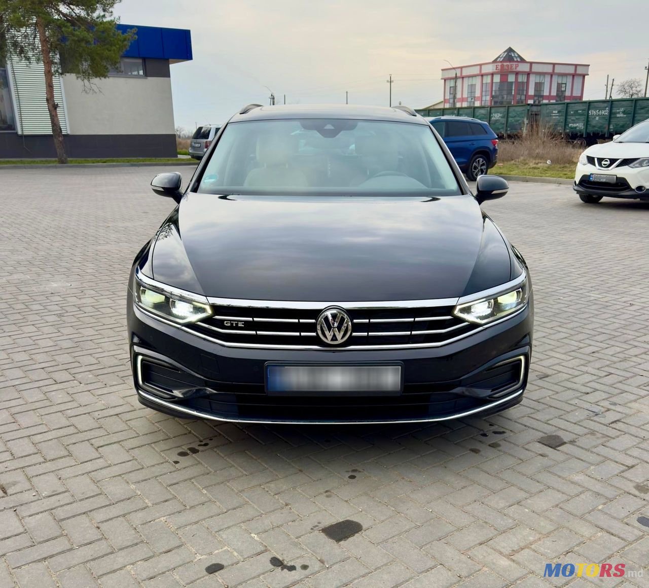 2020' Volkswagen Passat photo #5