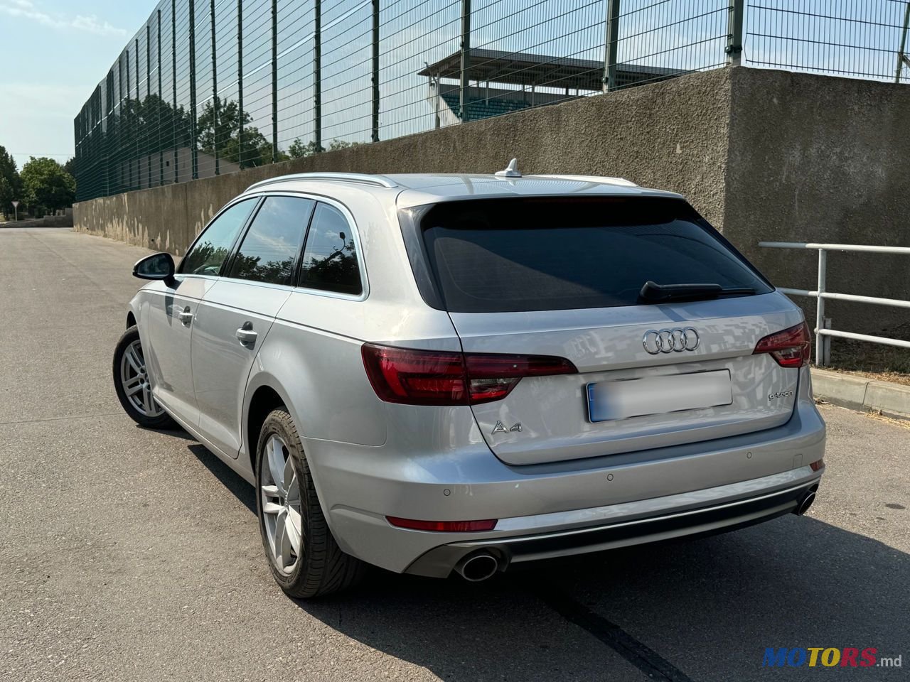 2018' Audi A4 photo #2