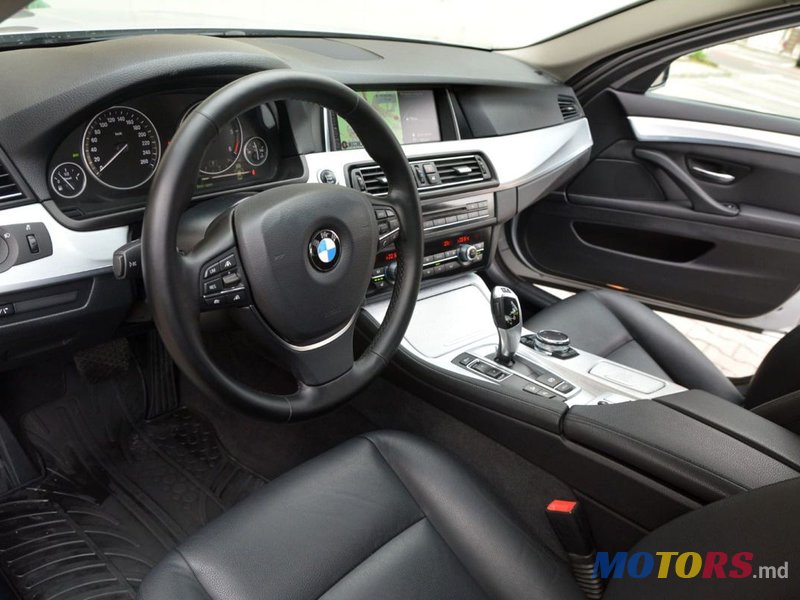 2015' BMW 5 Series photo #5