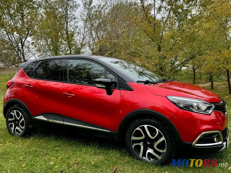 2015' Renault Captur photo #1