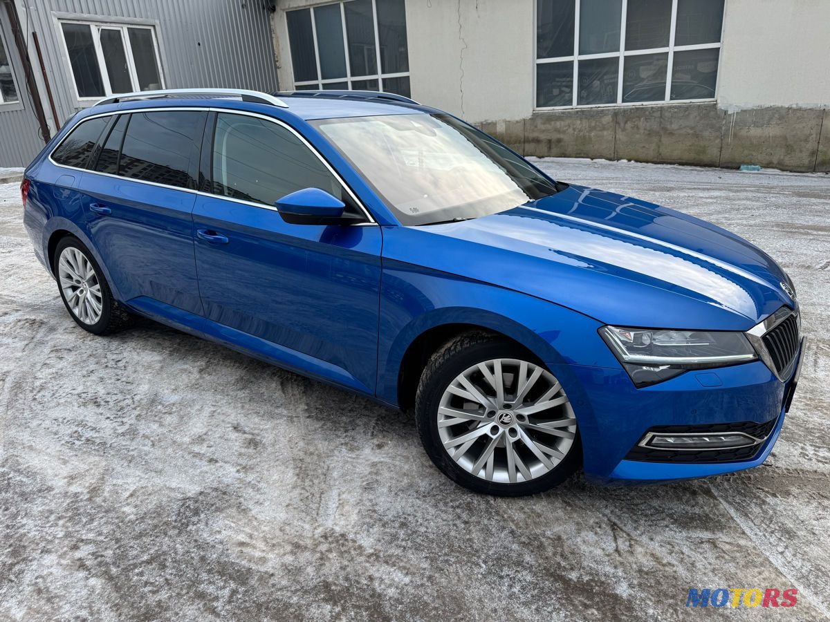 2021' Skoda Superb photo #5