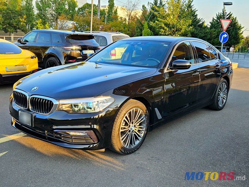 2018' BMW 5 Series photo #2