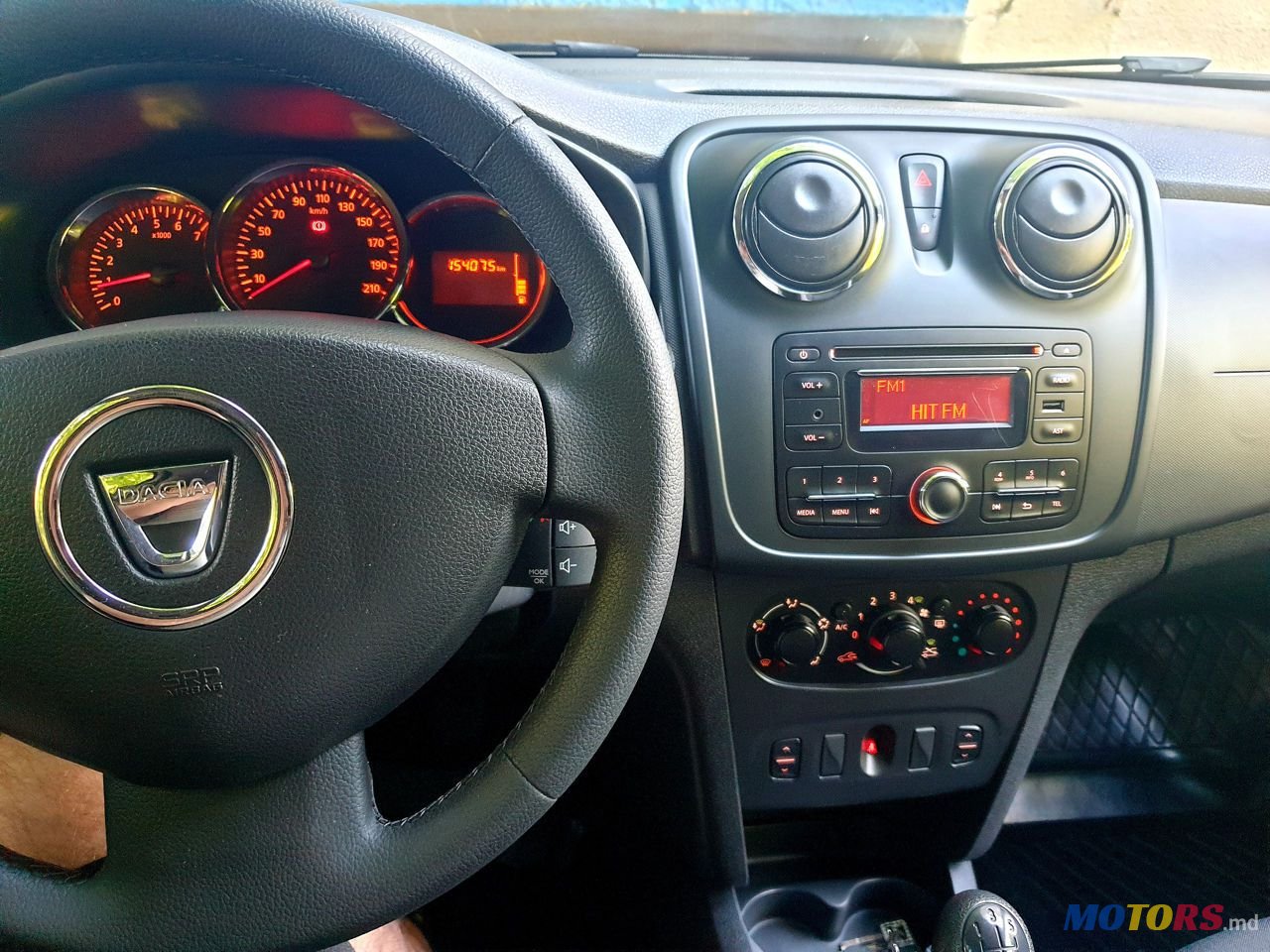 2015' Dacia Logan Mcv photo #6