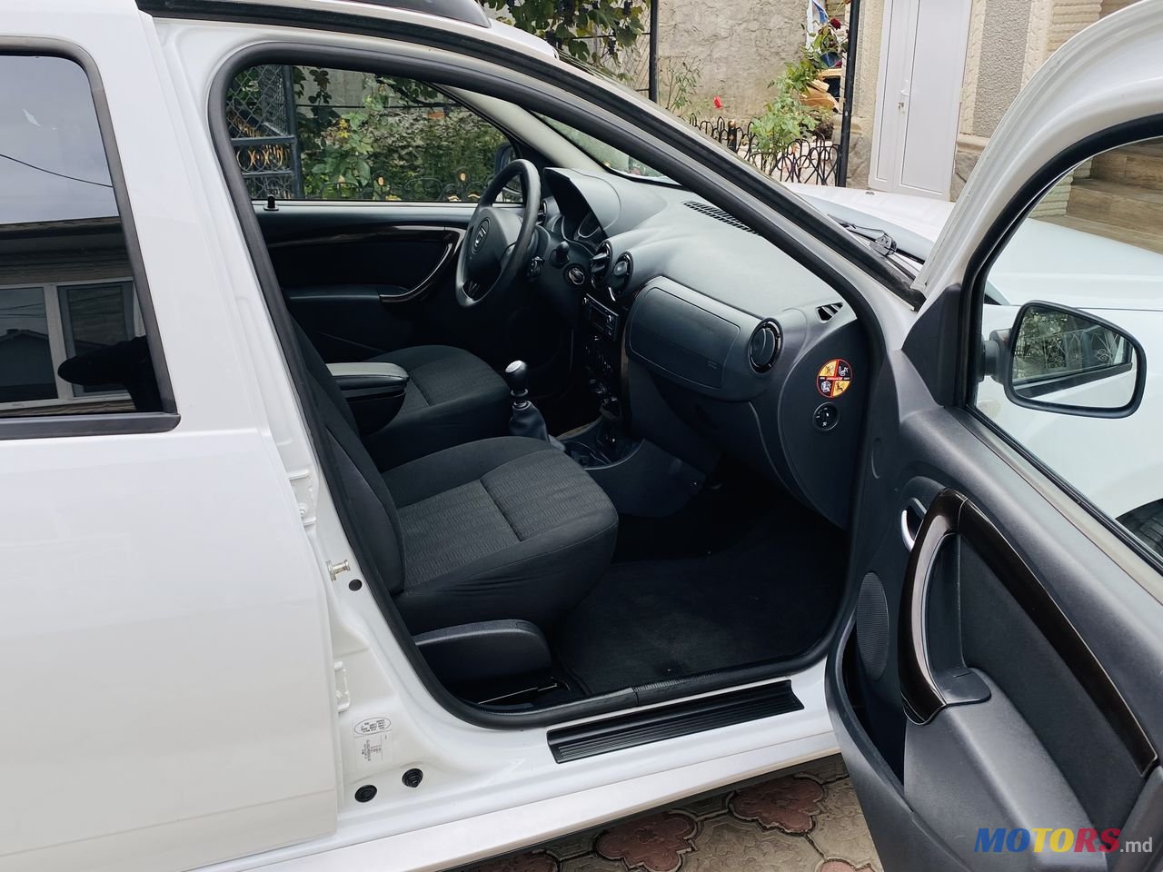 2012' Dacia Duster photo #6