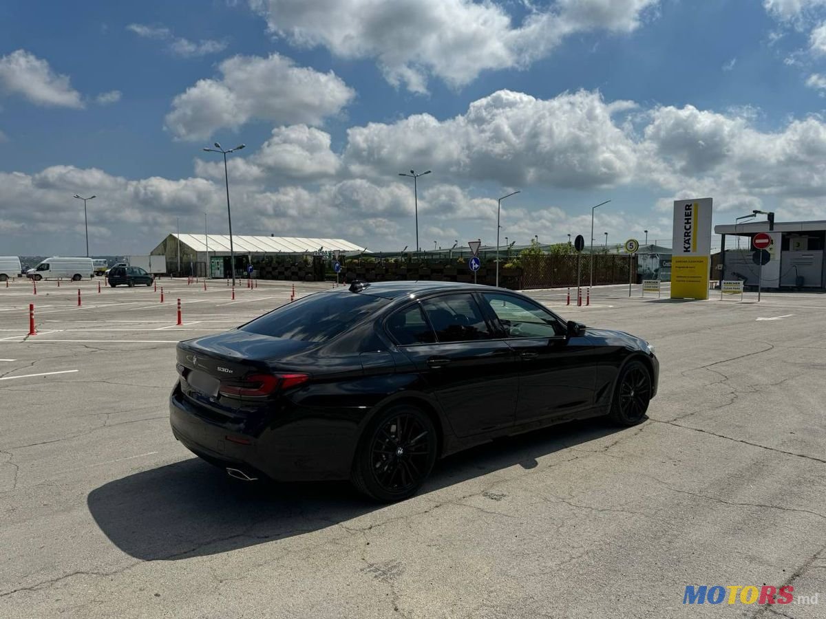 2020' BMW 5 Series photo #3