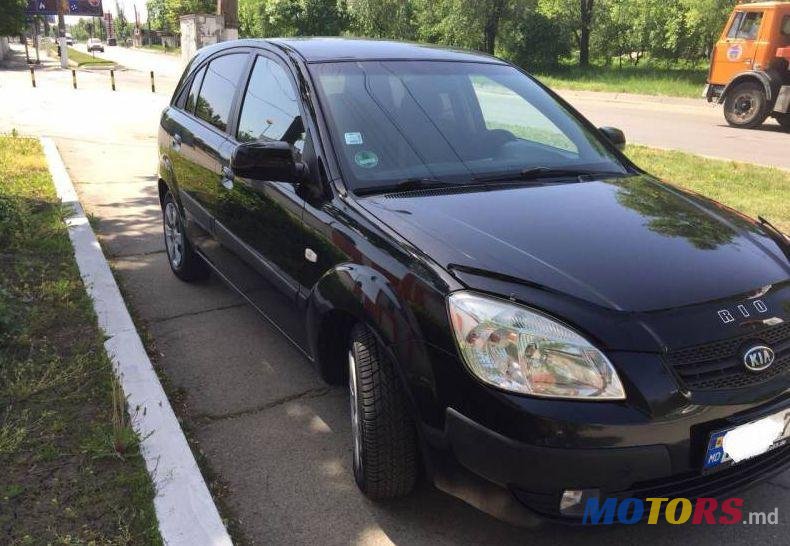 2006' Kia Rio photo #3