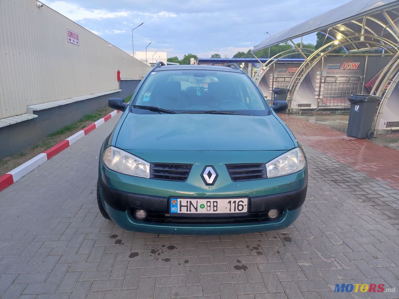 2004' Renault Megane photo #5