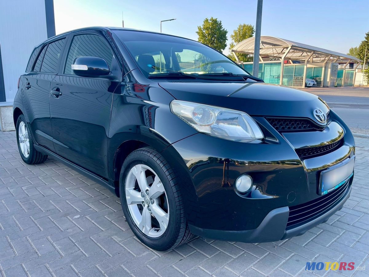 2010' Toyota Urban Cruiser photo #3