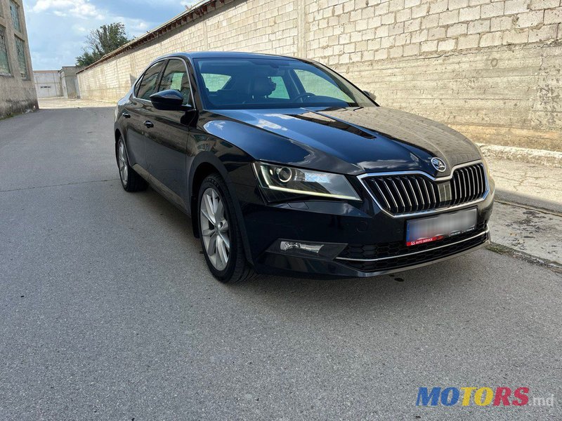 2016' Skoda Superb photo #1