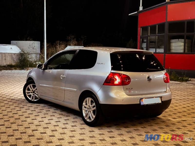 2007' Volkswagen Golf photo #2