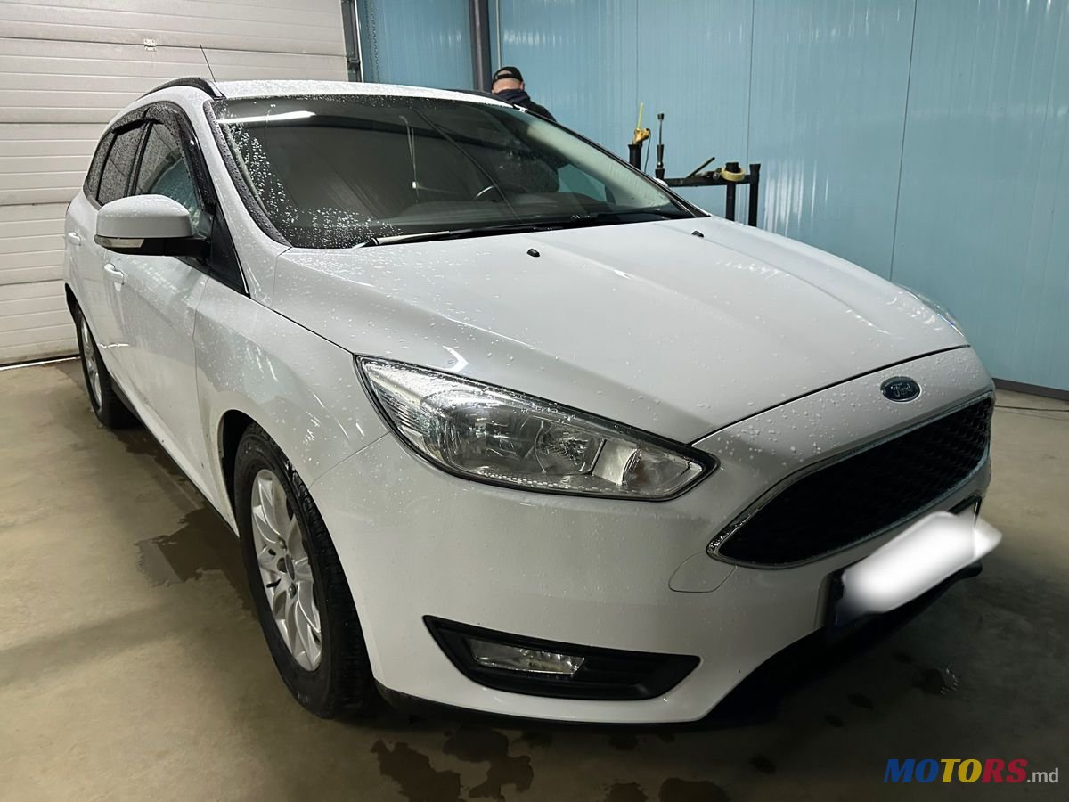 2015' Ford Focus photo #3