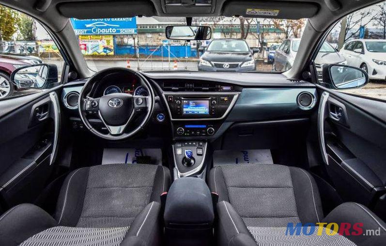 2014' Toyota Auris photo #1
