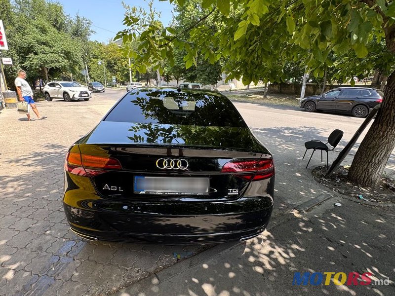2017' Audi A8 photo #3