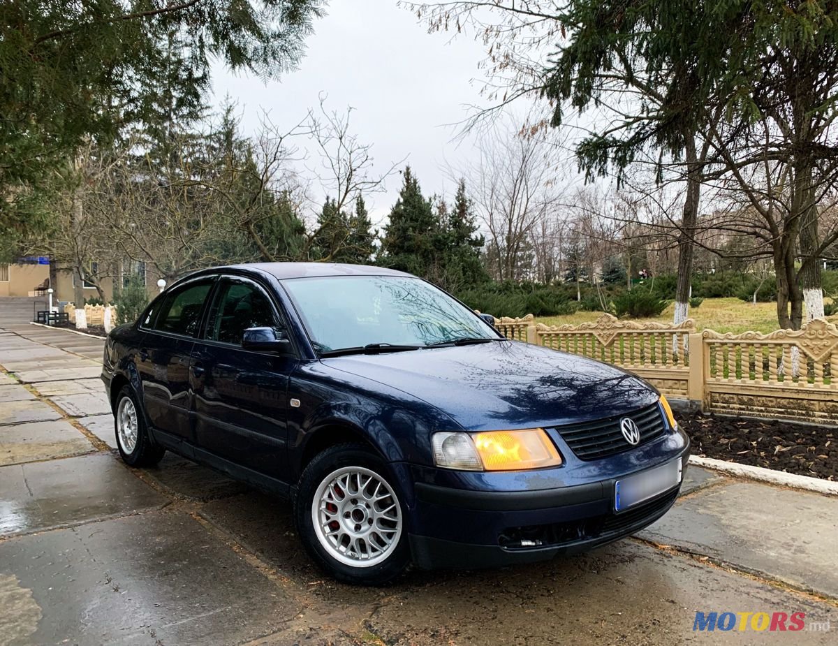 2000' Volkswagen Passat photo #6