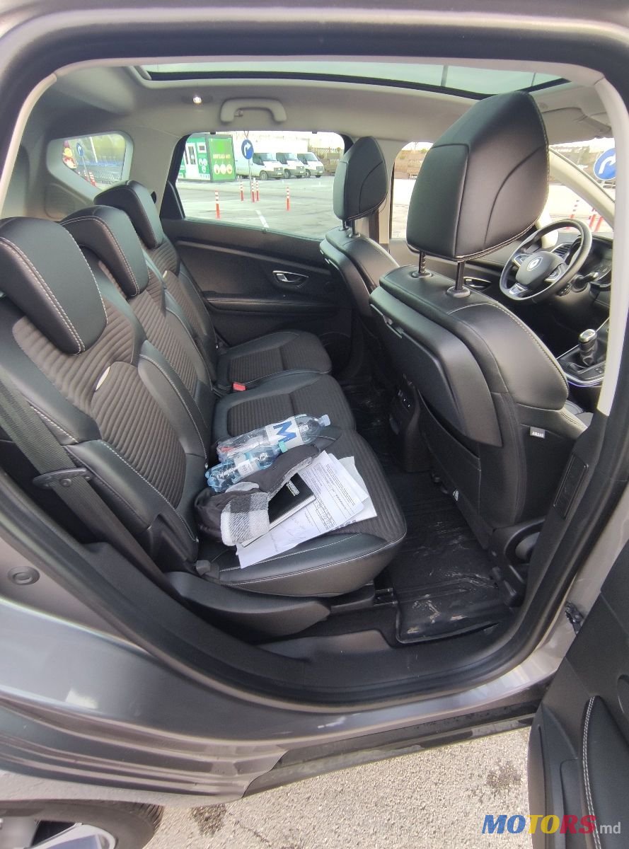 2017' Renault Scenic photo #6
