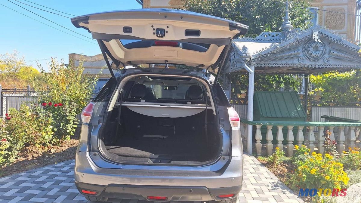 2015' Nissan X-Trail photo #4