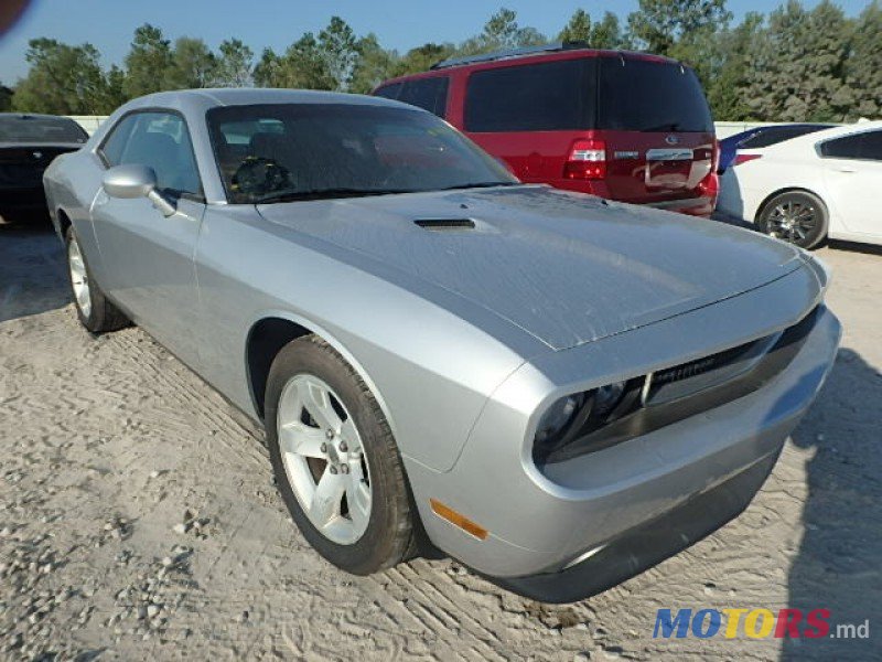 2012' Dodge Challenger photo #1