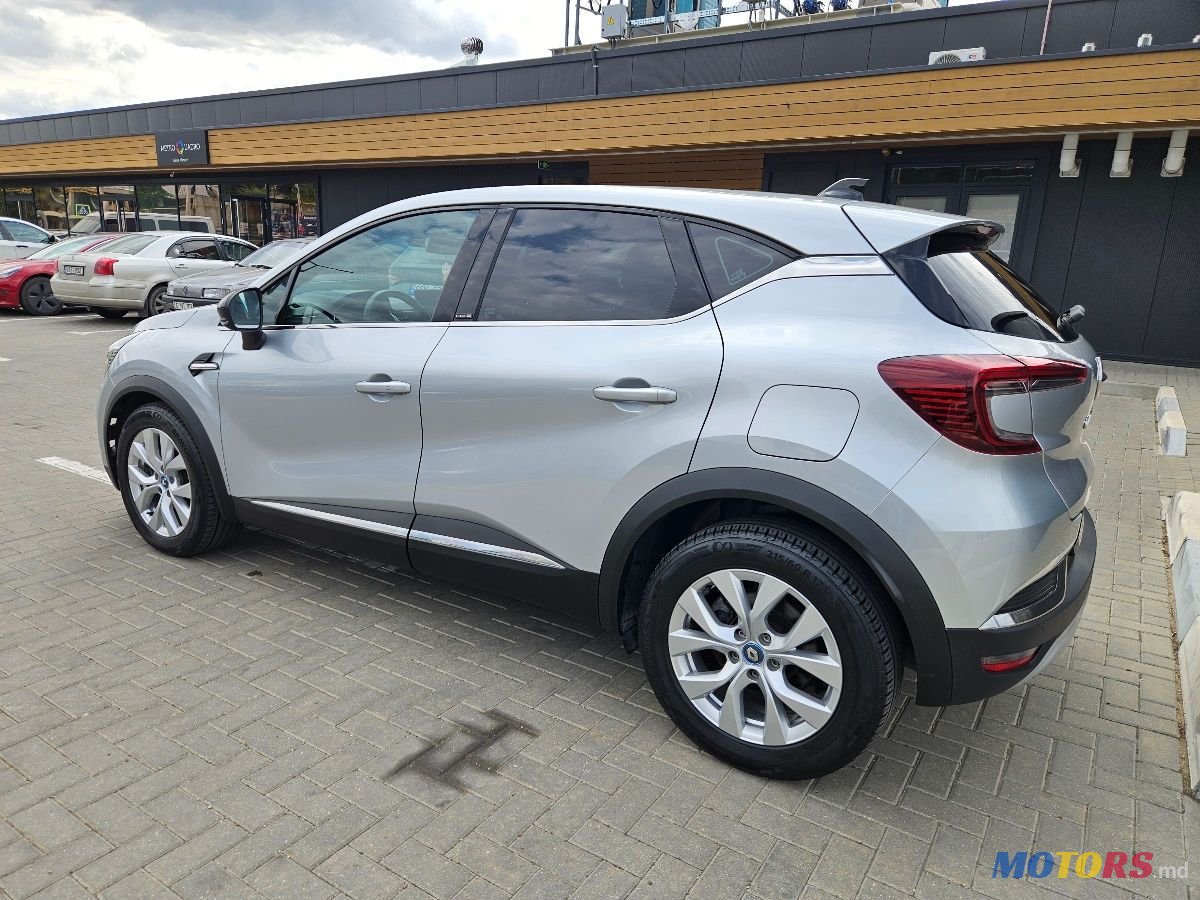 2021' Renault Captur photo #4
