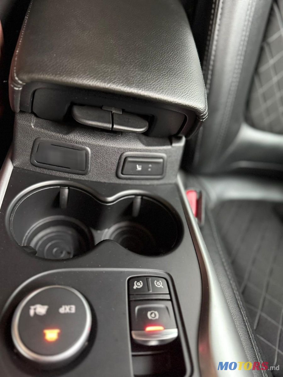 2020' Renault Kadjar photo #6