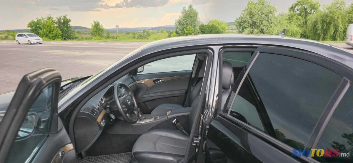 2007' Mercedes-Benz E-Class photo #3