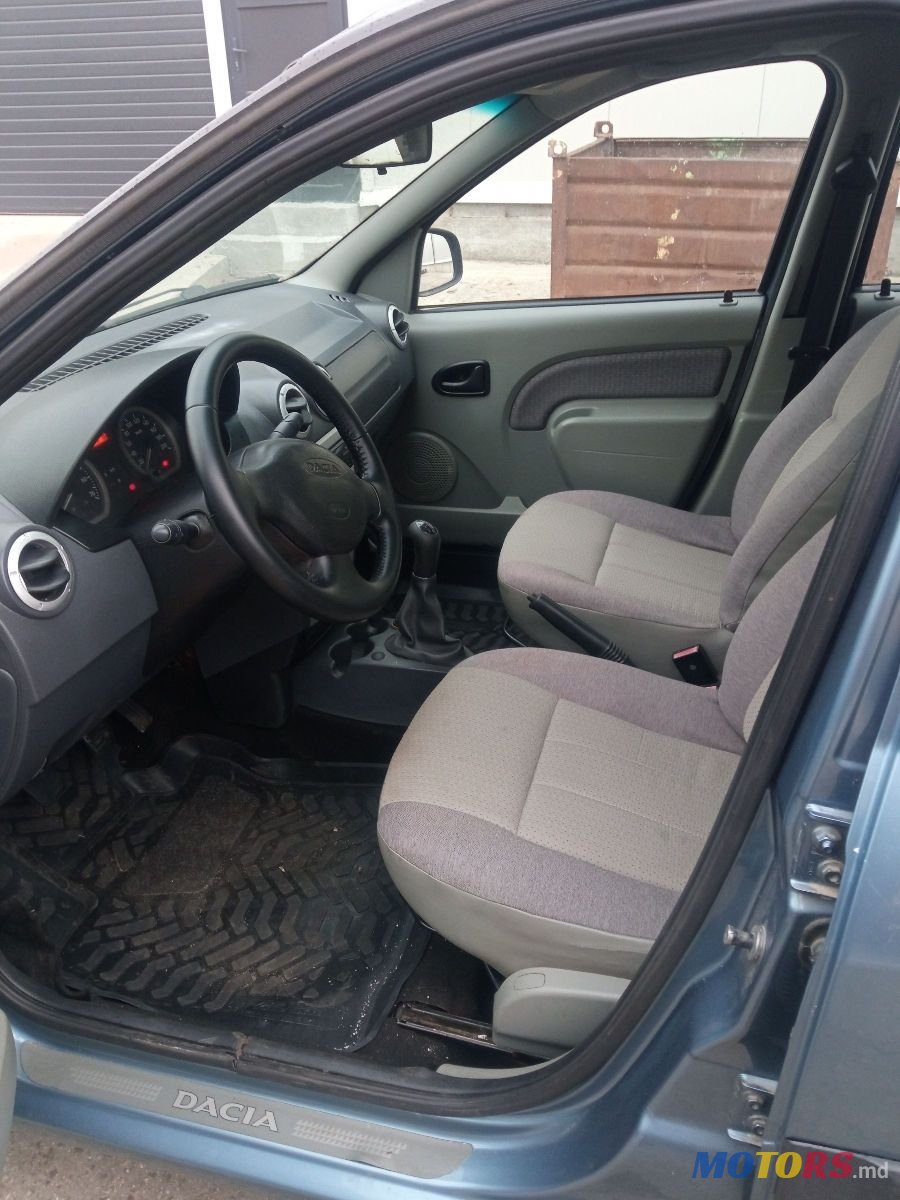 2008' Dacia Logan Mcv photo #6