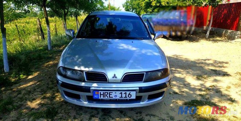 2001' Mitsubishi Carisma photo #3