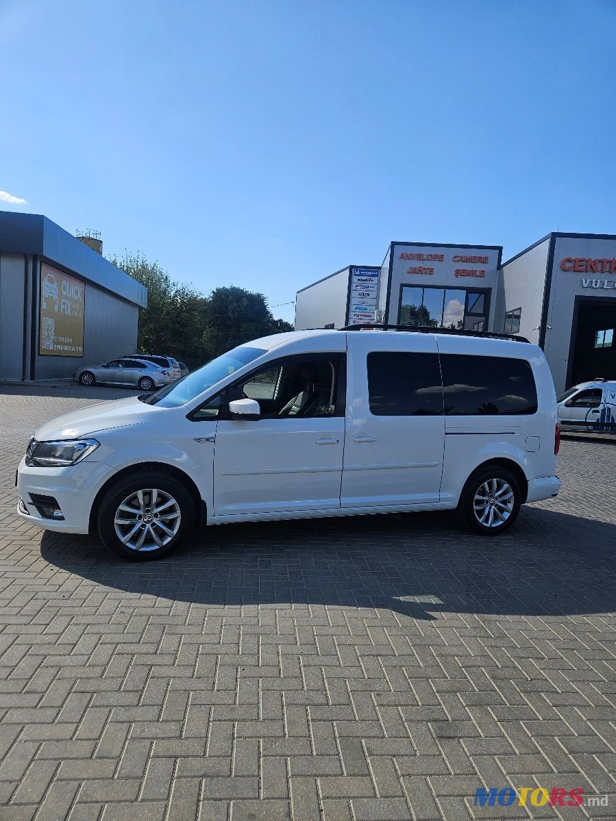 2016' Volkswagen Caddy photo #3