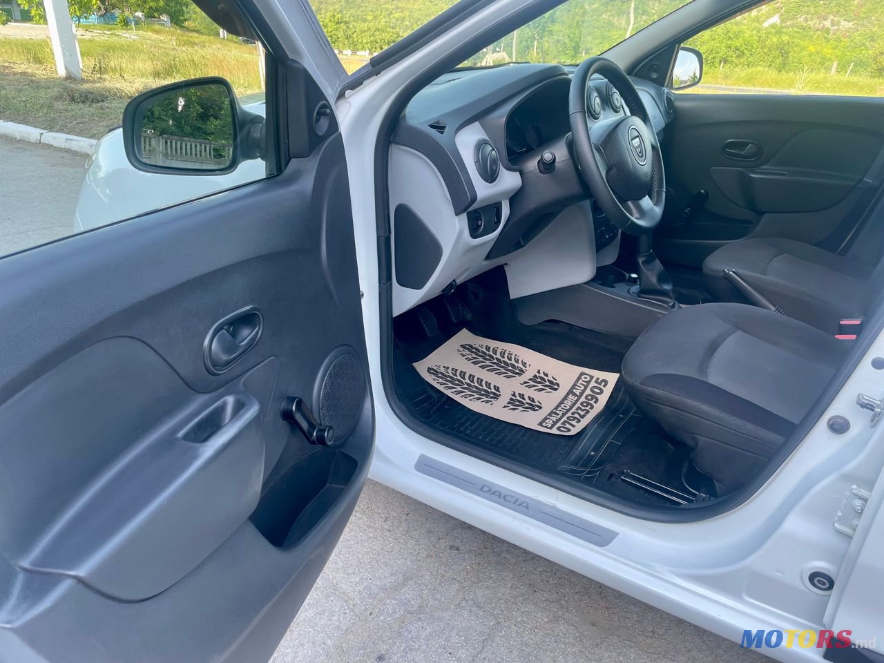 2014' Dacia Logan Mcv photo #5