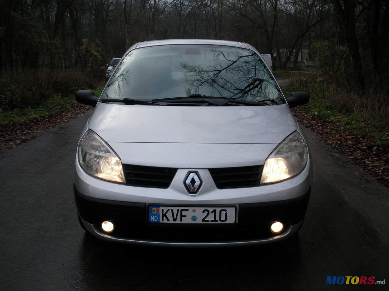 2005' Renault Scenic photo #1