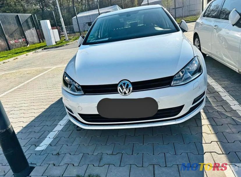 2016' Volkswagen Golf photo #5