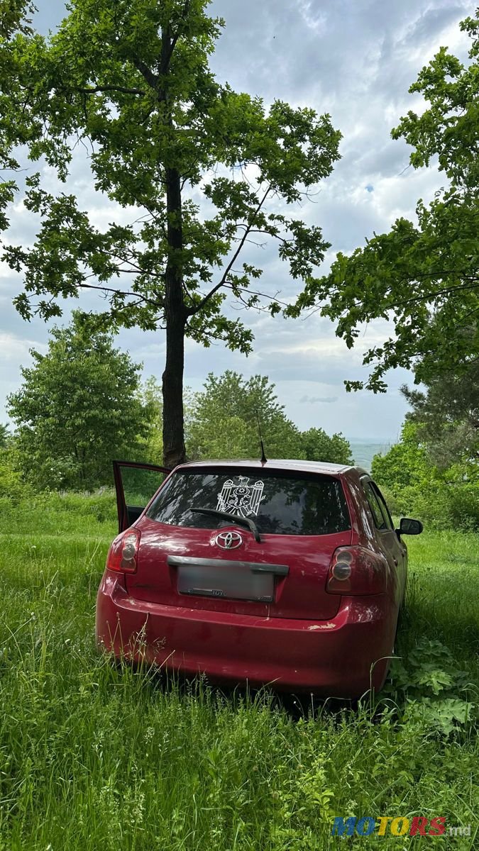 2009' Toyota Auris photo #4
