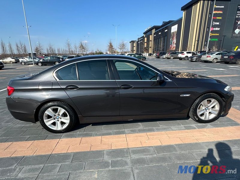 2012' BMW 5 Series photo #3